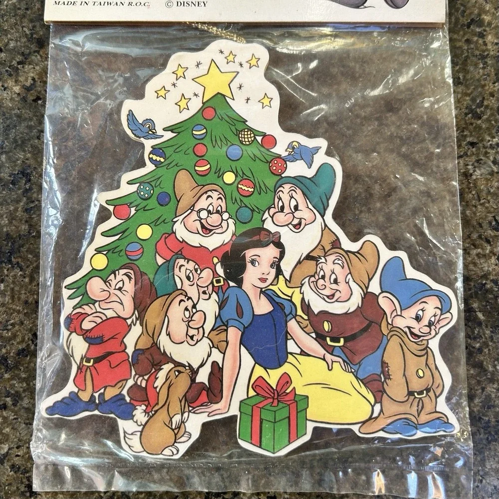 NEW Vintage Disney Snow White & The Seven Dwarfs Double Sided Christmas Ornament
